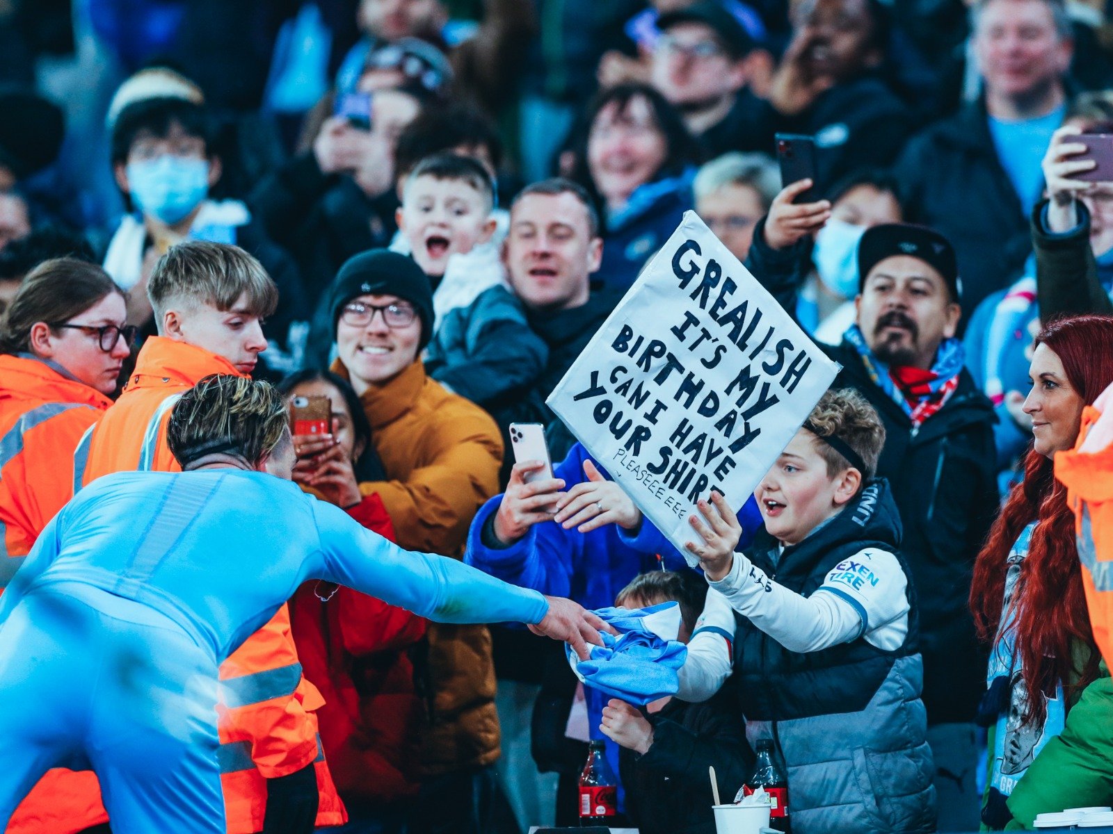 可替代的足 可替代的足